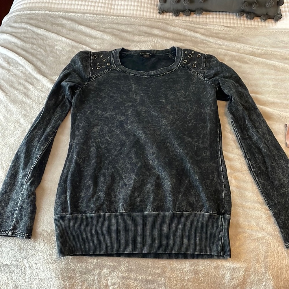 Embellished sweater/shirt